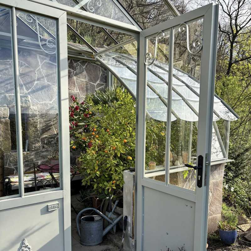 Serre à l'ancienne MONTESQUIEU largeur 2.80 m sur muret