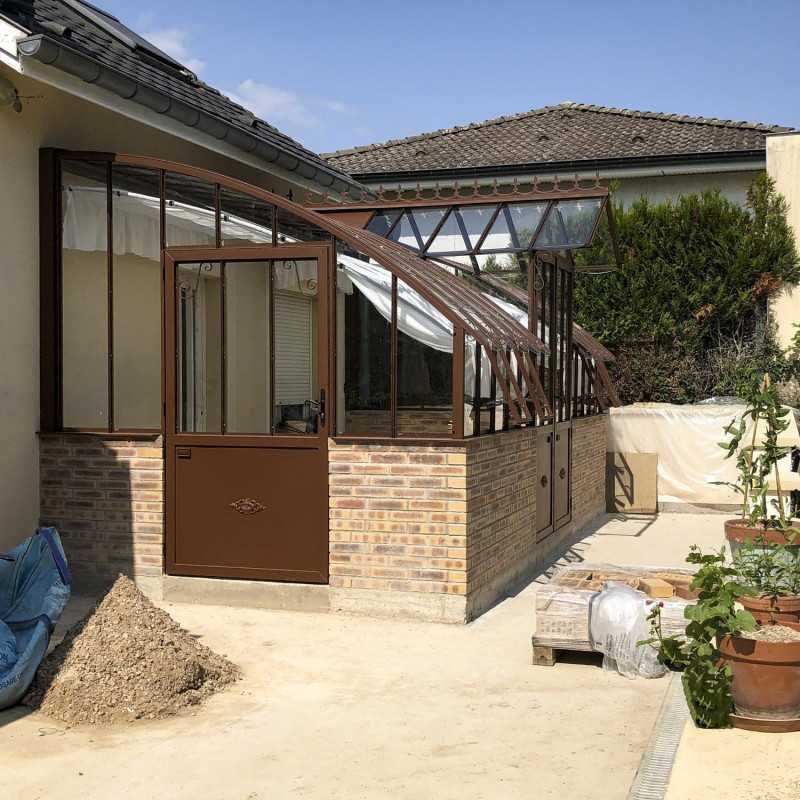 Serre à l'ancienne MONTESQUIEU largeur 2.80 m sur muret