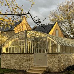 Serre à l'ancienne AMBOISE largeur 5.60 m sur muret